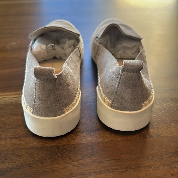 Dolce Vita suede slip on loafer woman’s shoes size 7 - Picture 3 of 5